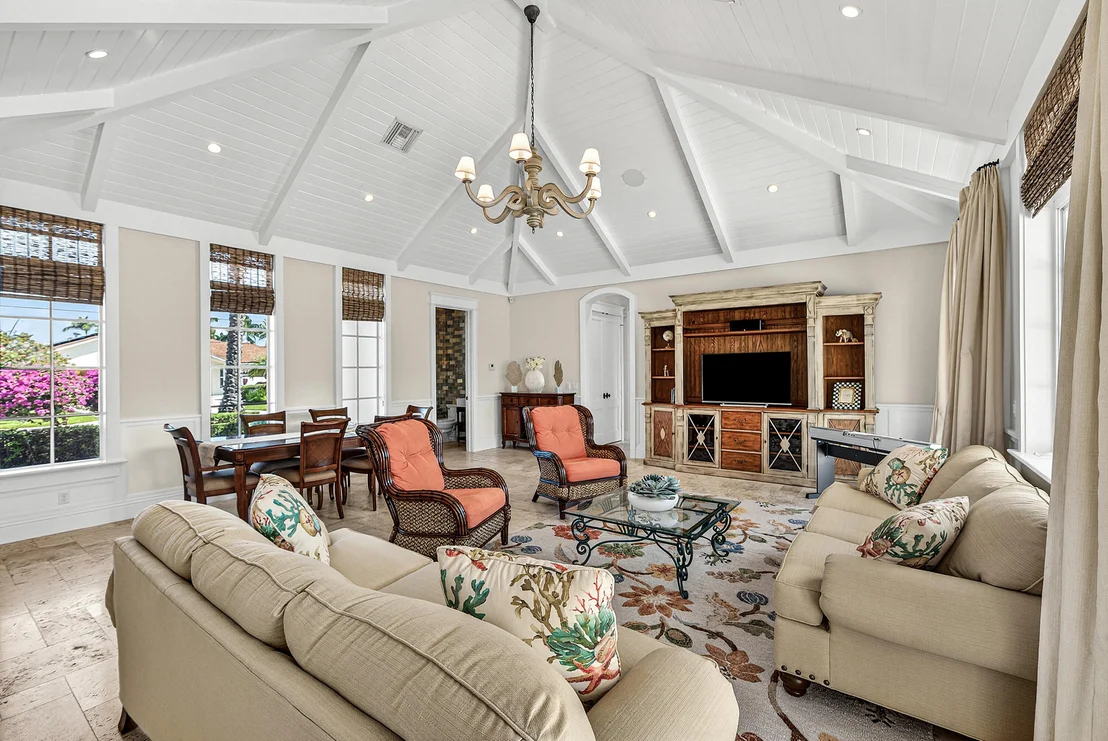 Photo of 936 Bolender Drive