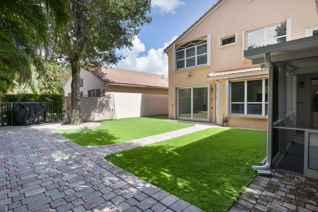 Photo of 4895 N Classical Boulevard