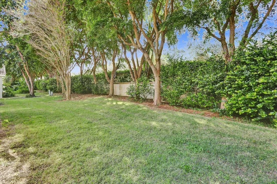 Photo of 7470 Falls Road W
