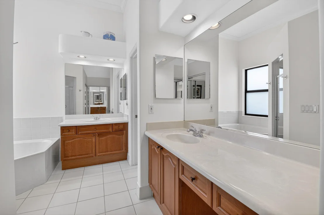 Photo of 6133 Indian Forest Circle