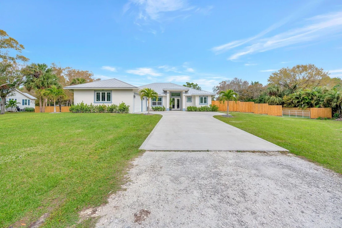 Photo of 10231 176th Lane N