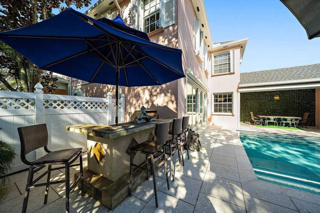 Photo of 313 Bougainvillea Drive