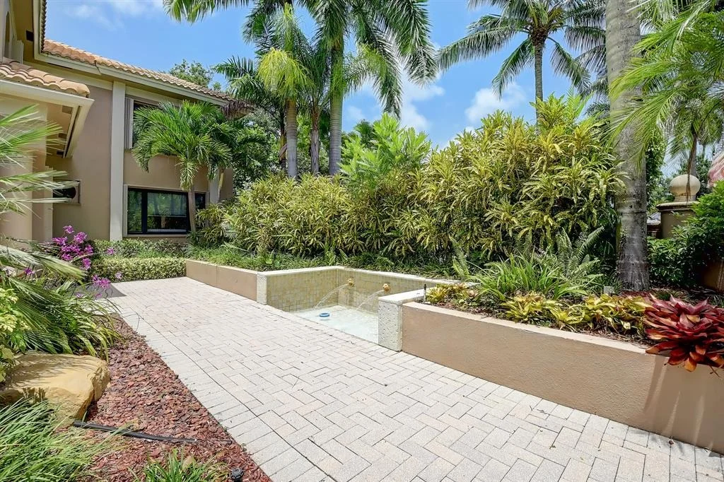 Photo of 2185 NW 60th Road