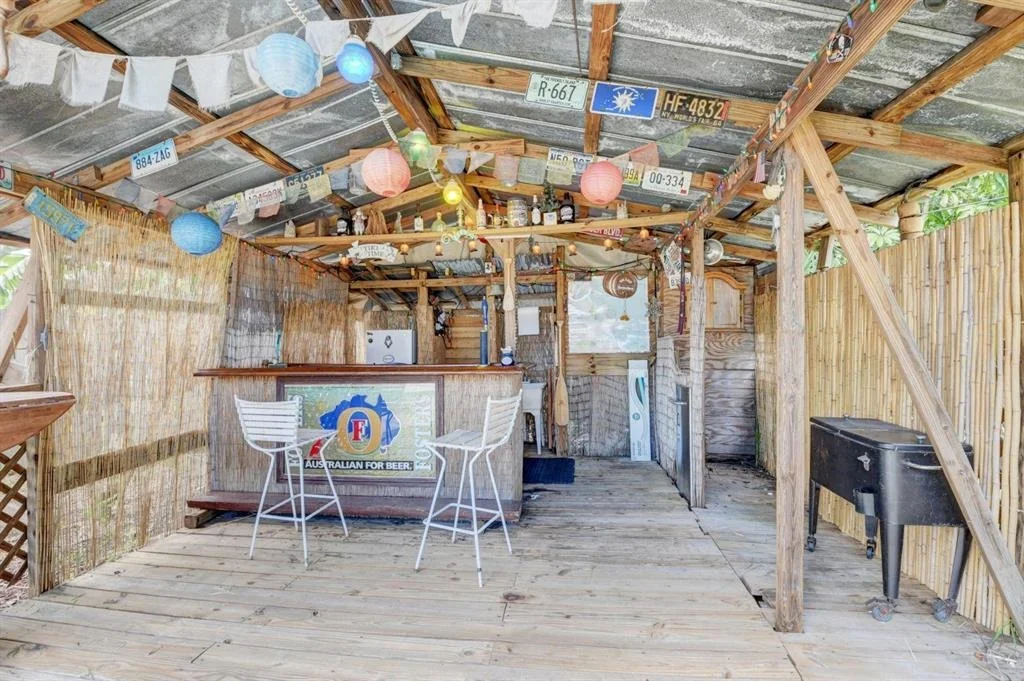Photo of 15385 Monroe Road