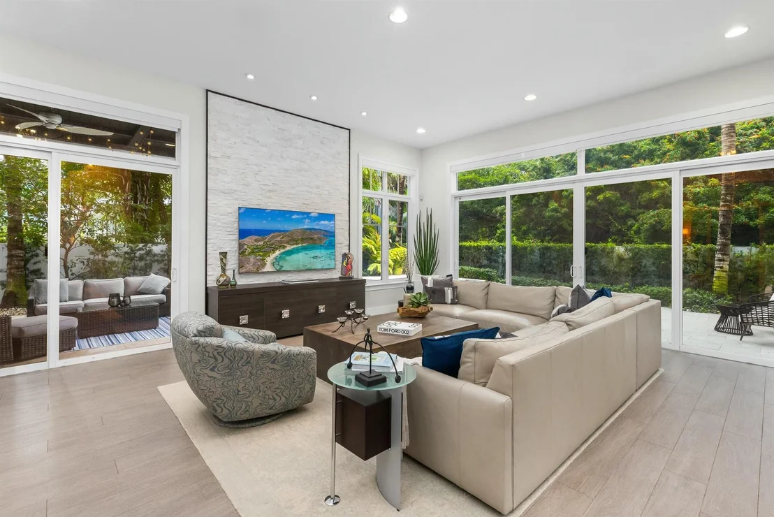 Photo of 970 Lago Mar Lane