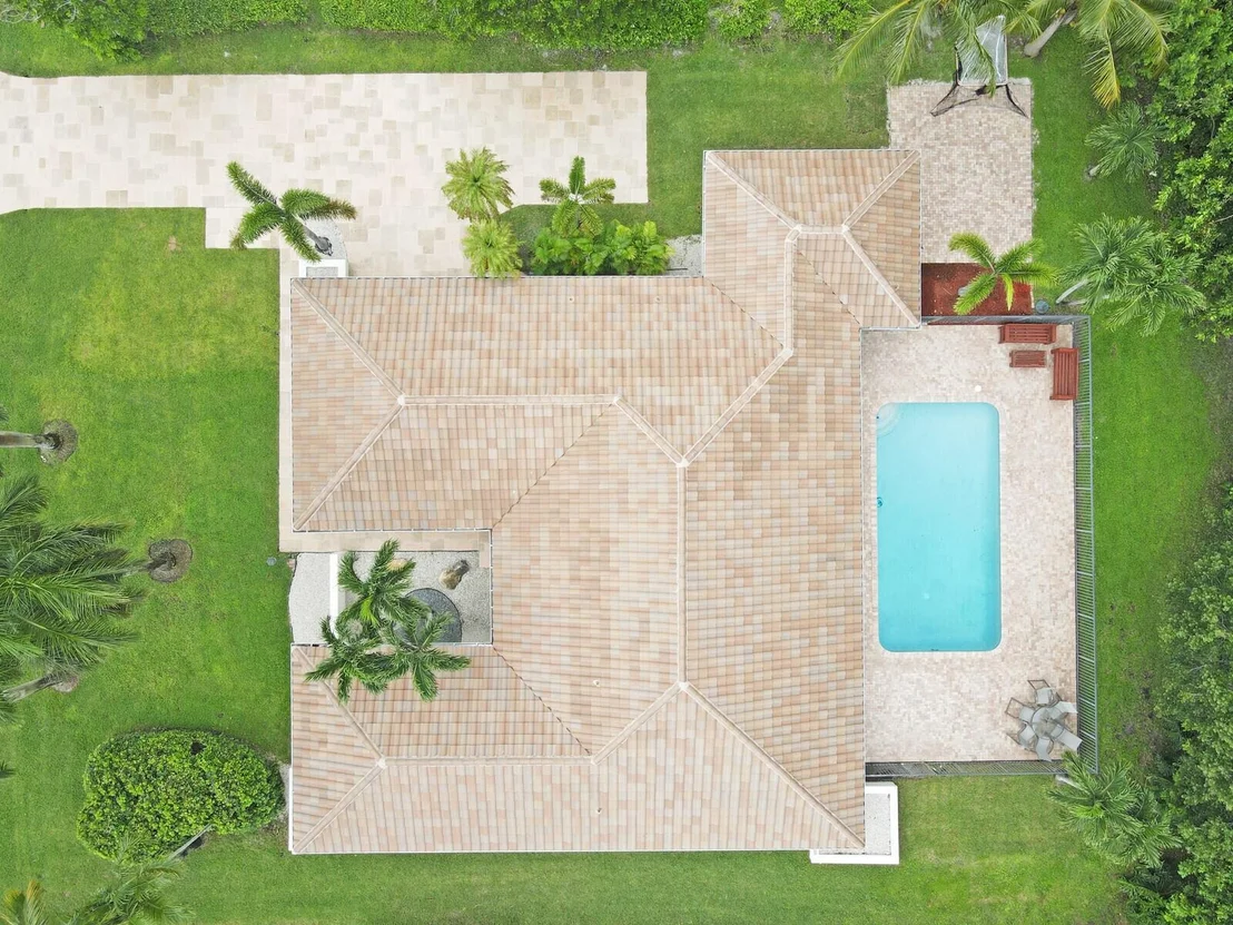 Photo of 4215 Gleneagles Drive