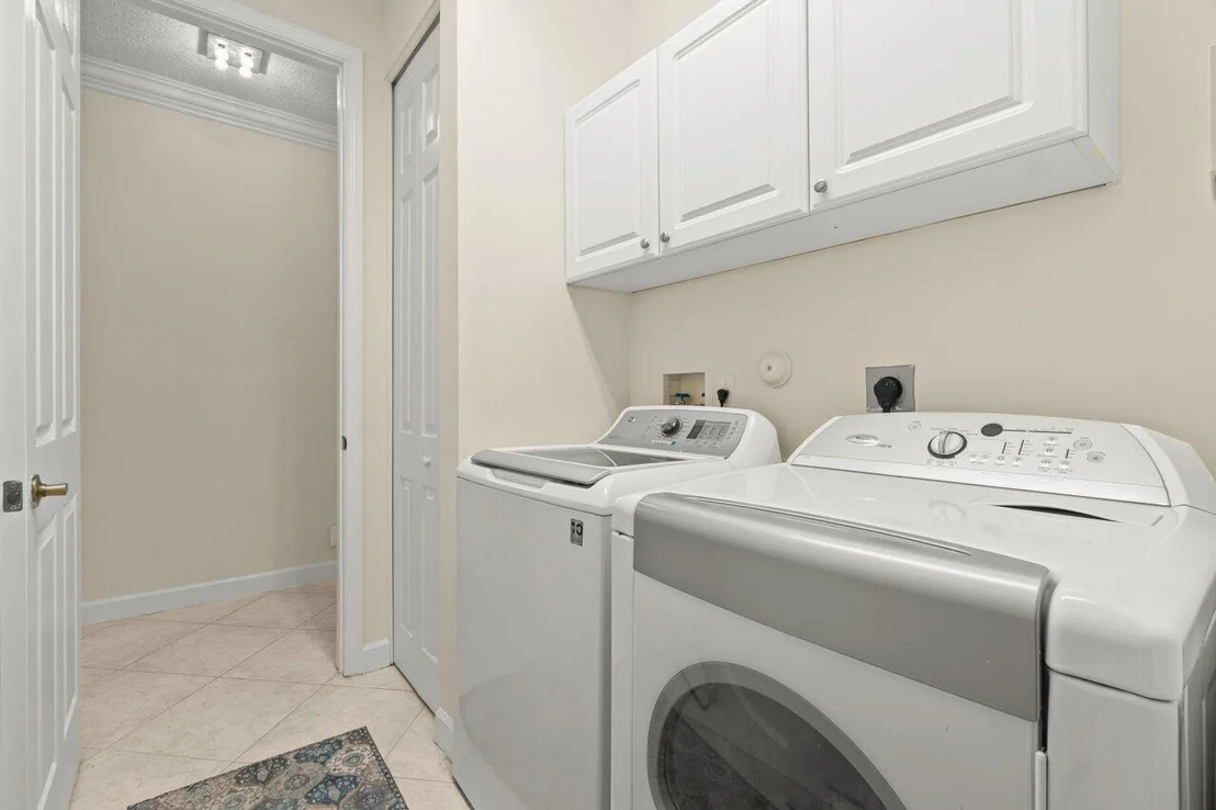 Photo of 6836 Chimere Terrace