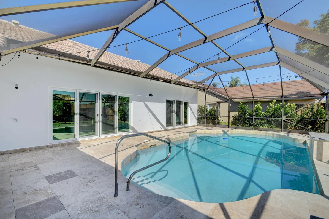 Photo of 9415 Nursery Lane