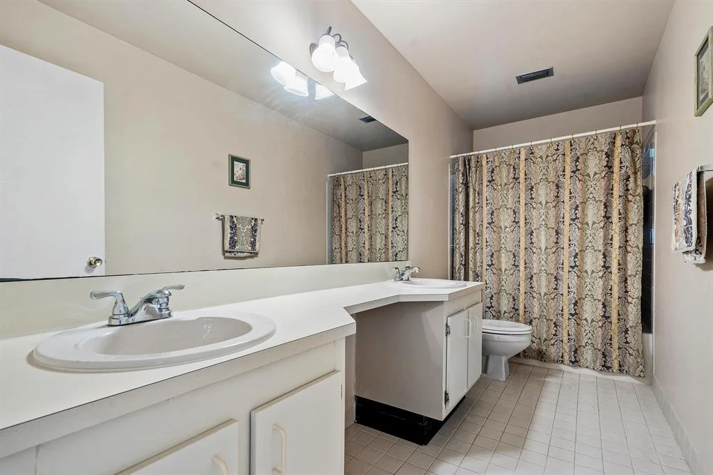 Photo of 9535 Sun Pointe Drive
