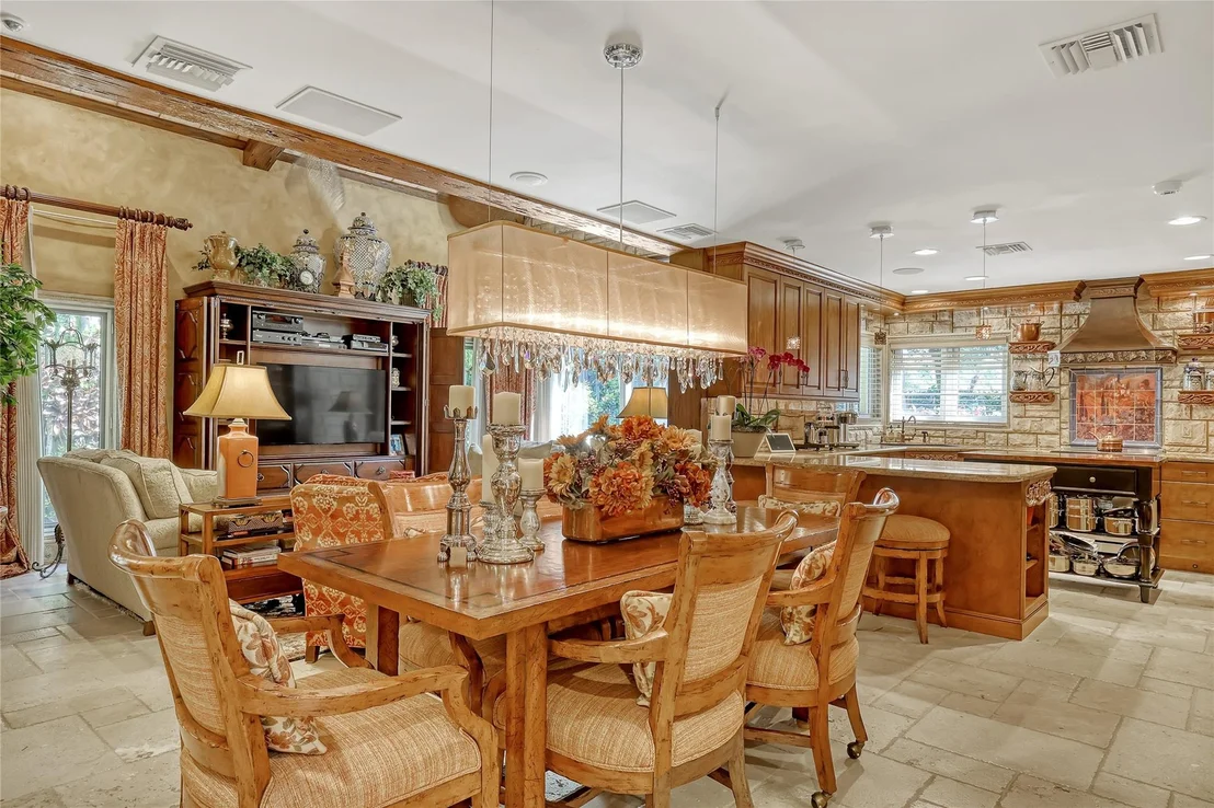 Photo of 3594 Ensign Circle