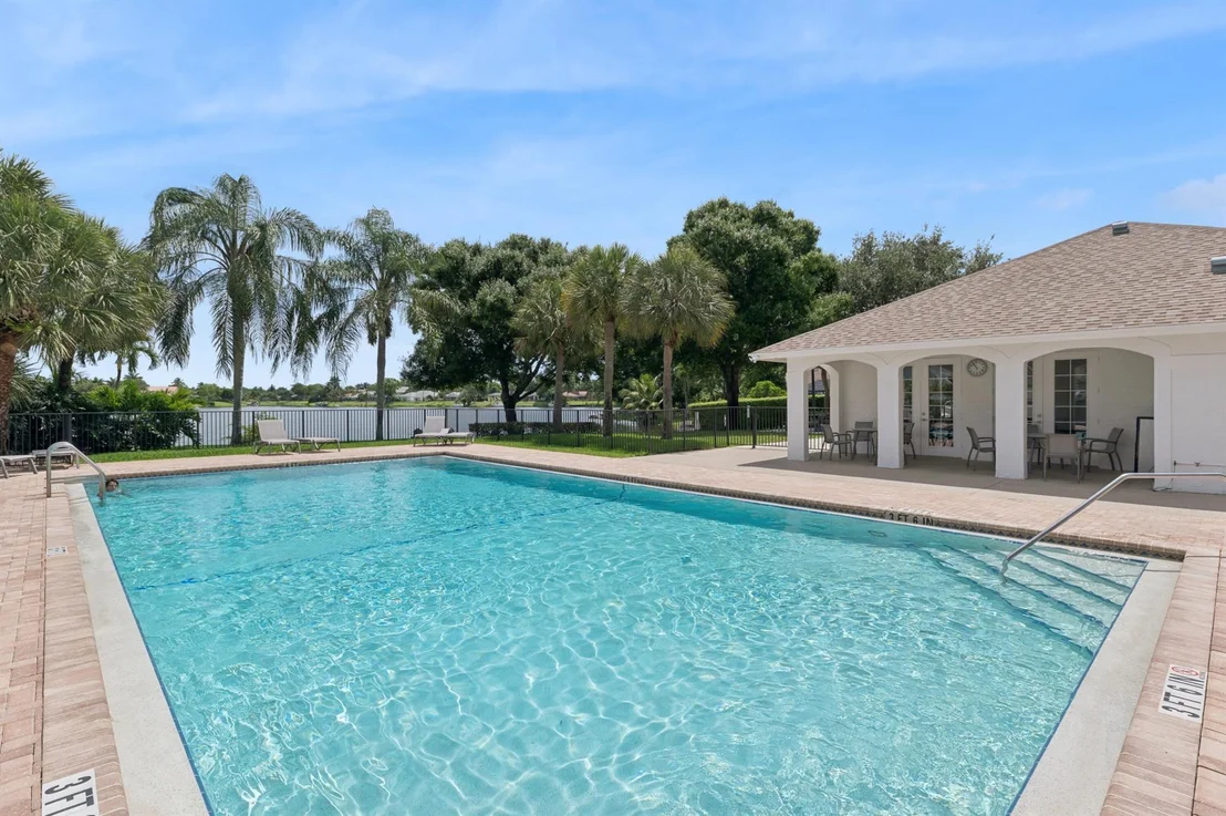 Photo of 12861 Meadowbend Drive