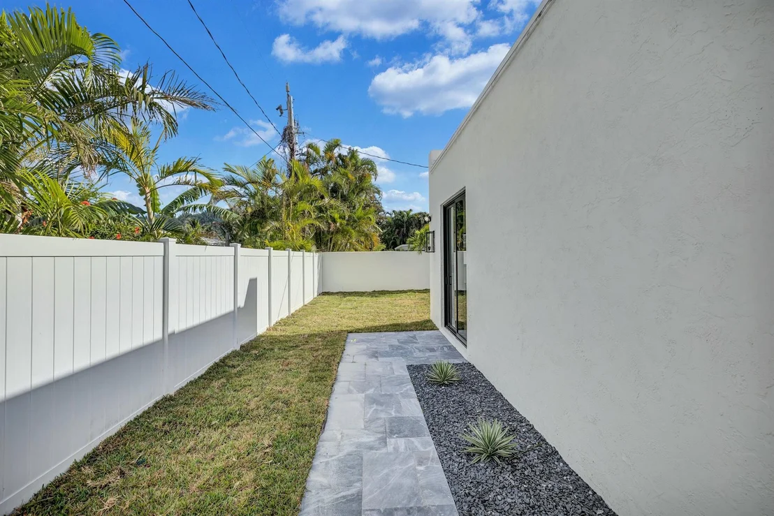 Photo of 1010 Singer Drive