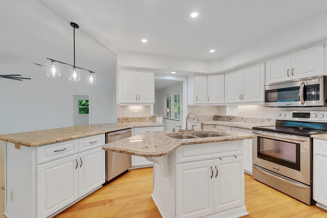 Photo of 320 W FOREST Trail