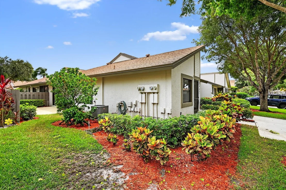 Photo of 8137 Windgate Drive