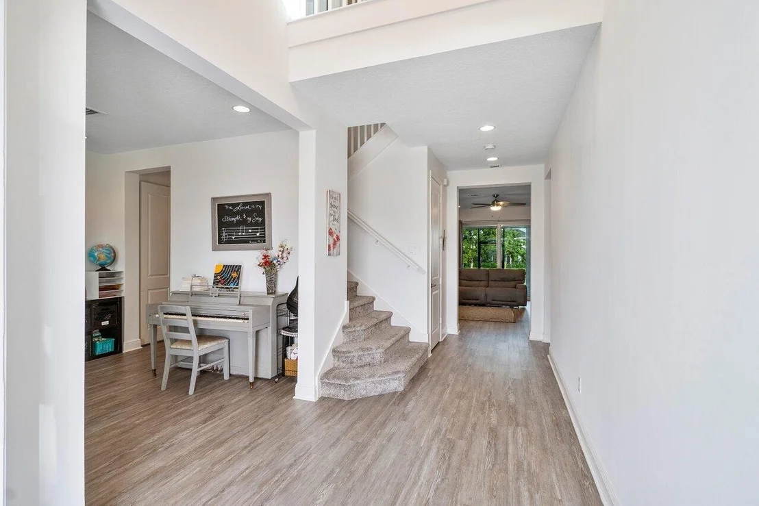 Photo of 868 Honey Oak Court