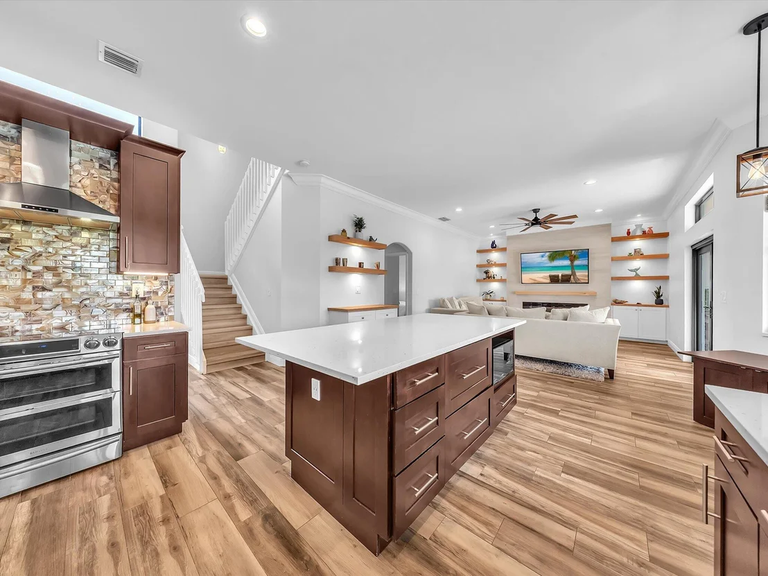 Photo of 6347 SHADOW TREE Lane