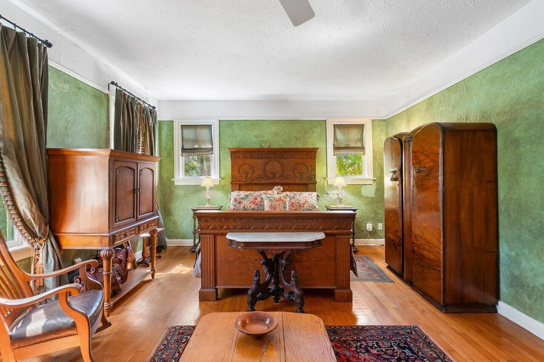 Photo of 739 Sunset Road