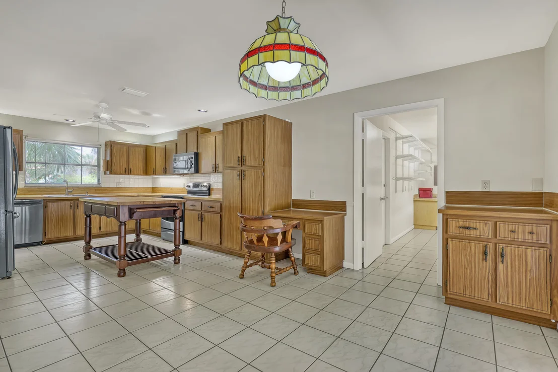 Photo of 2288 Windsor Road