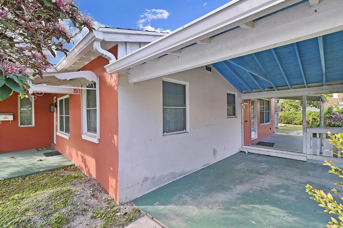 Photo of 240 Cornell Drive
