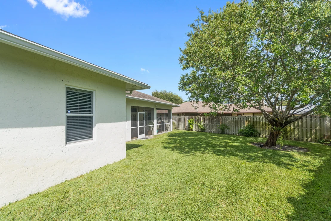 Photo of 13866 Geranium Place