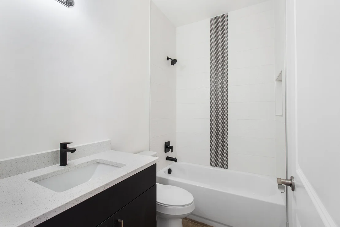 Photo of 315 N E Street