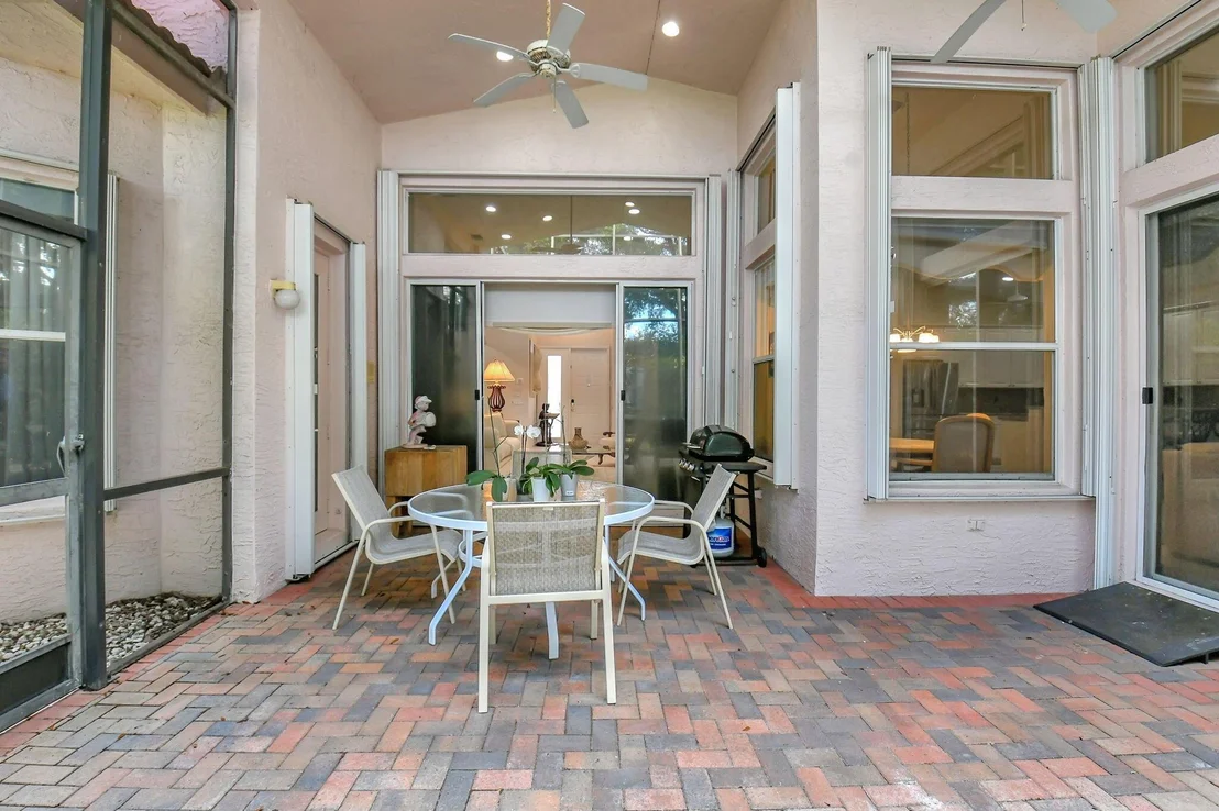 Photo of 7120 Francisco Bend Drive