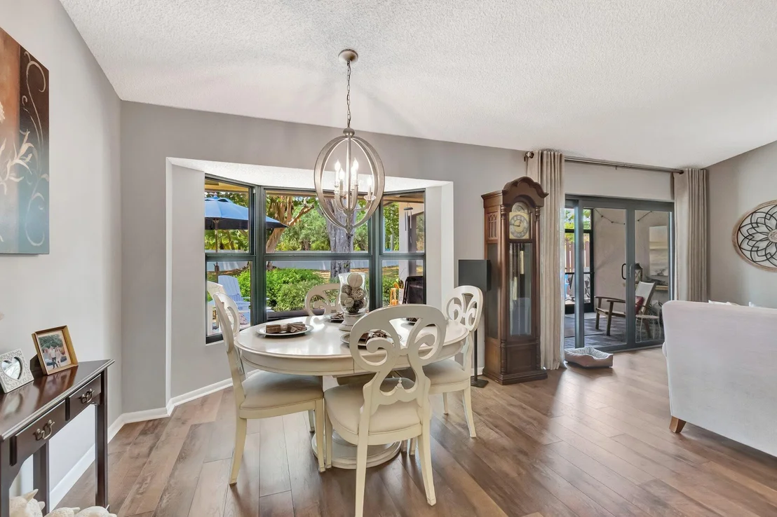 Photo of 4976 Boxwood Circle