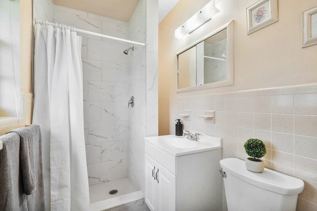 Photo of 16 Velaire Drive