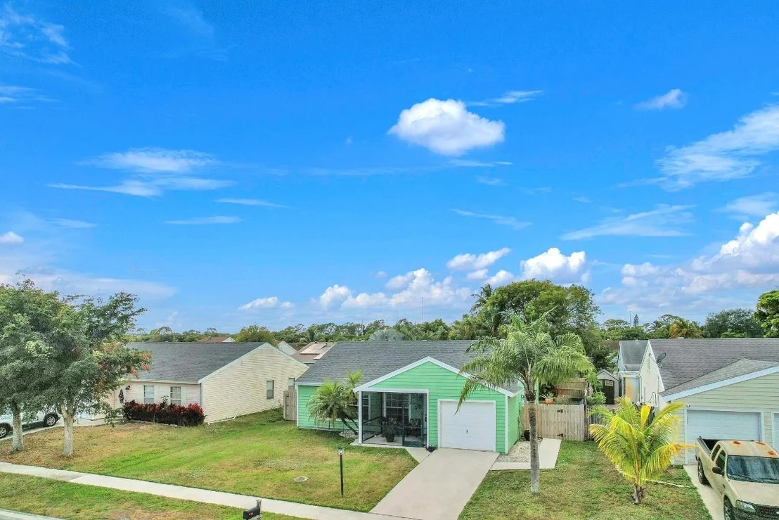 Photo of 5235 Edgewood Drive