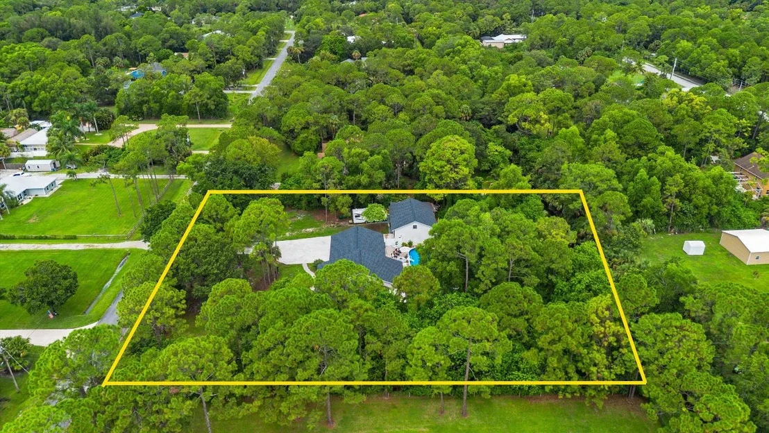 Photo of 10771 154th Road N