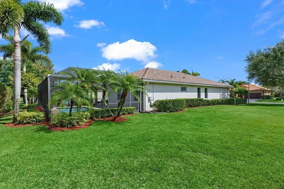 Photo of 10747 Ivanhoe Lane