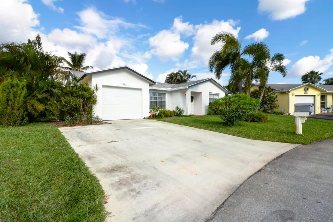 Photo of 6322 Silver Moon Lane