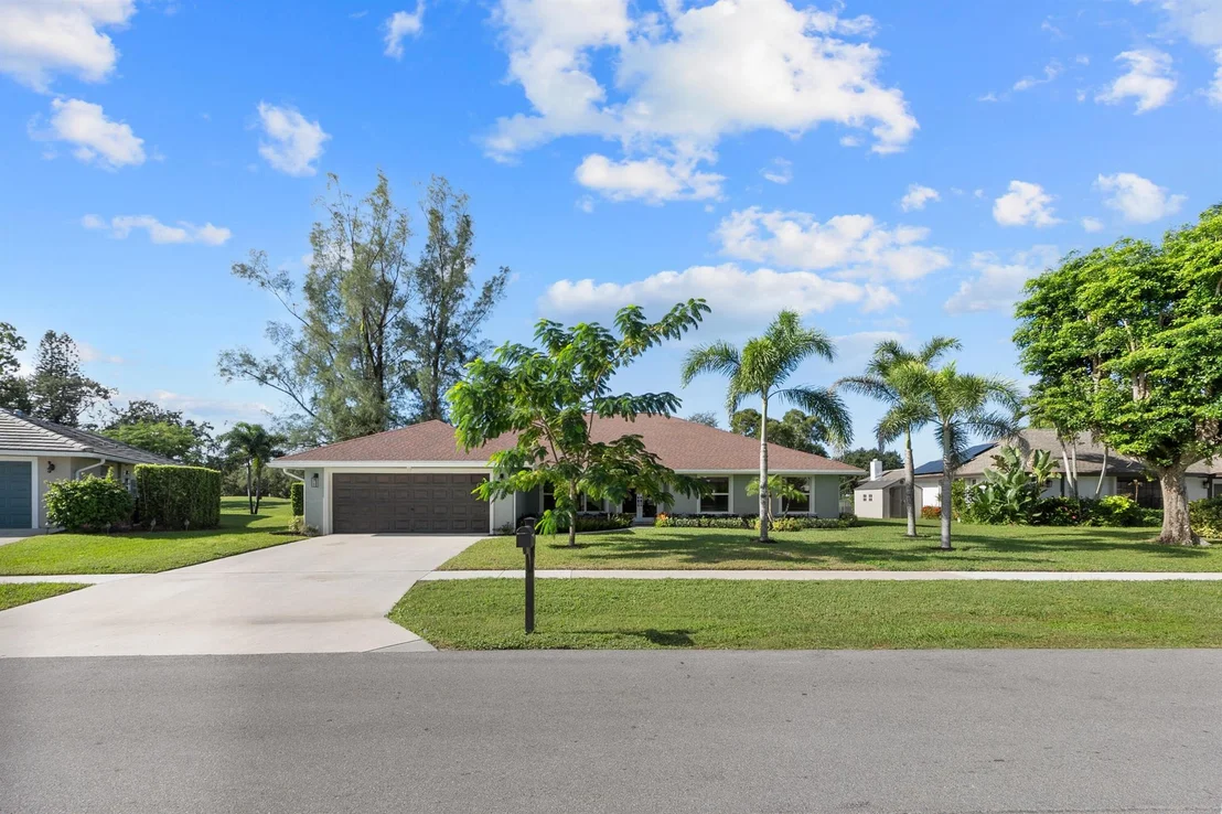 Photo of 1395 Pine Valley Drive