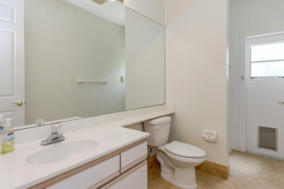 Photo of 273 Feather Point S