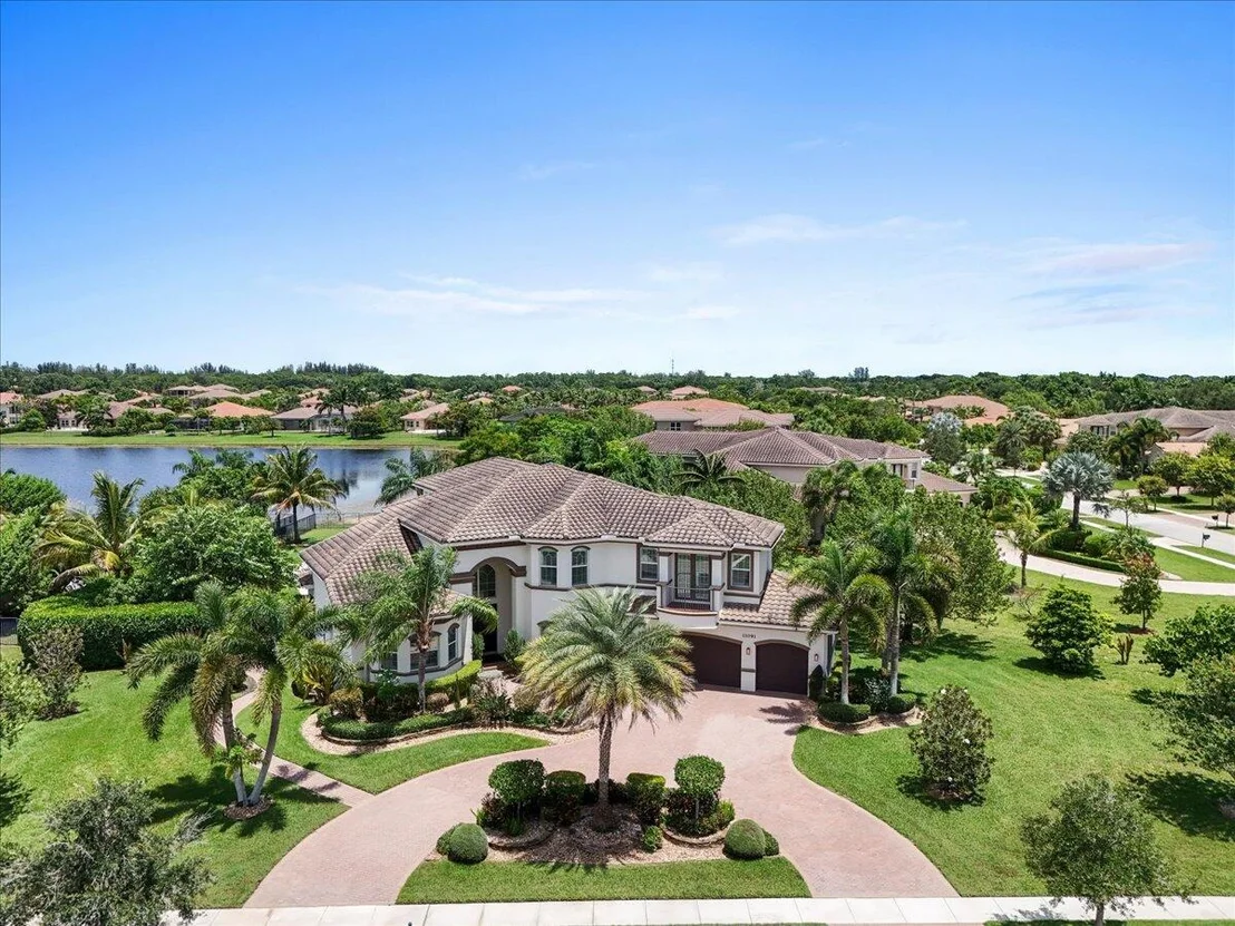 Photo of 11091 Rockledge View Drive