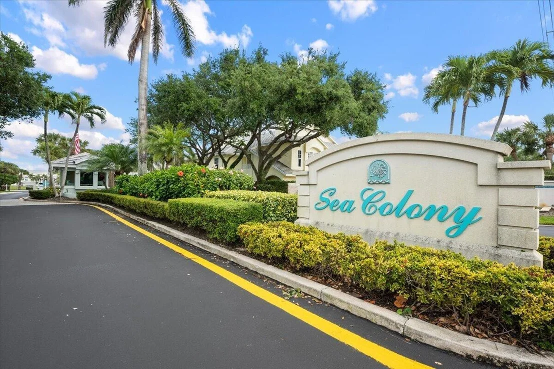Photo of 105 MAINSAIL Circle