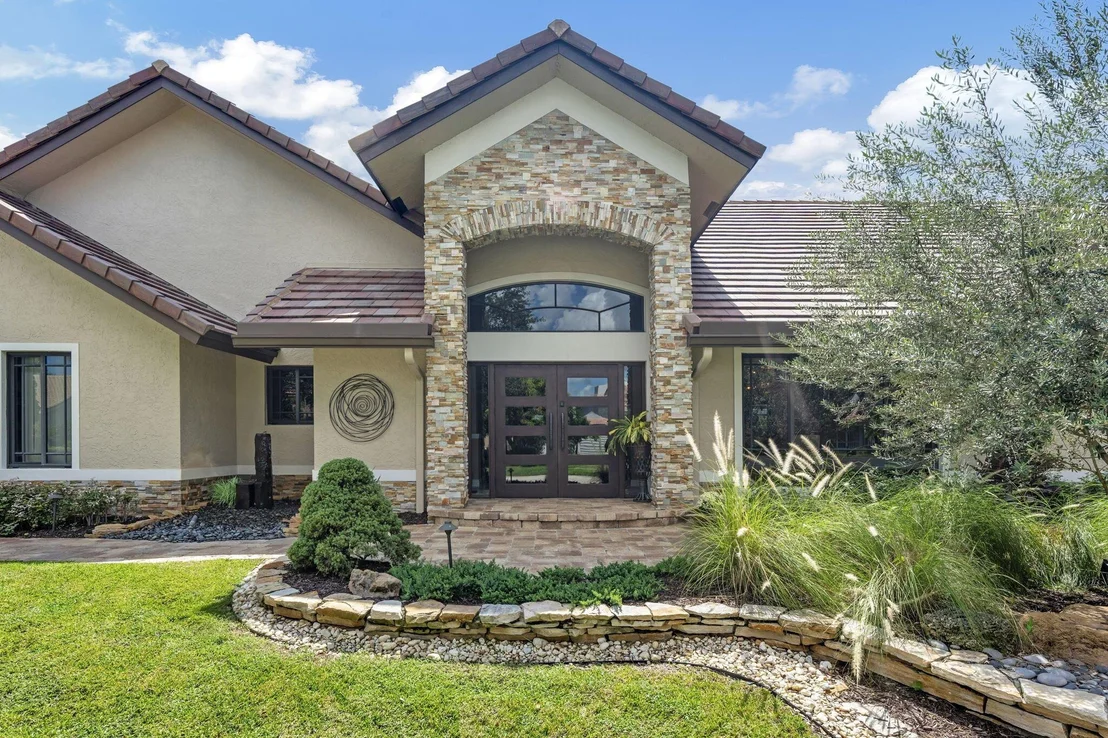 Photo of 3070 Equestrian Drive