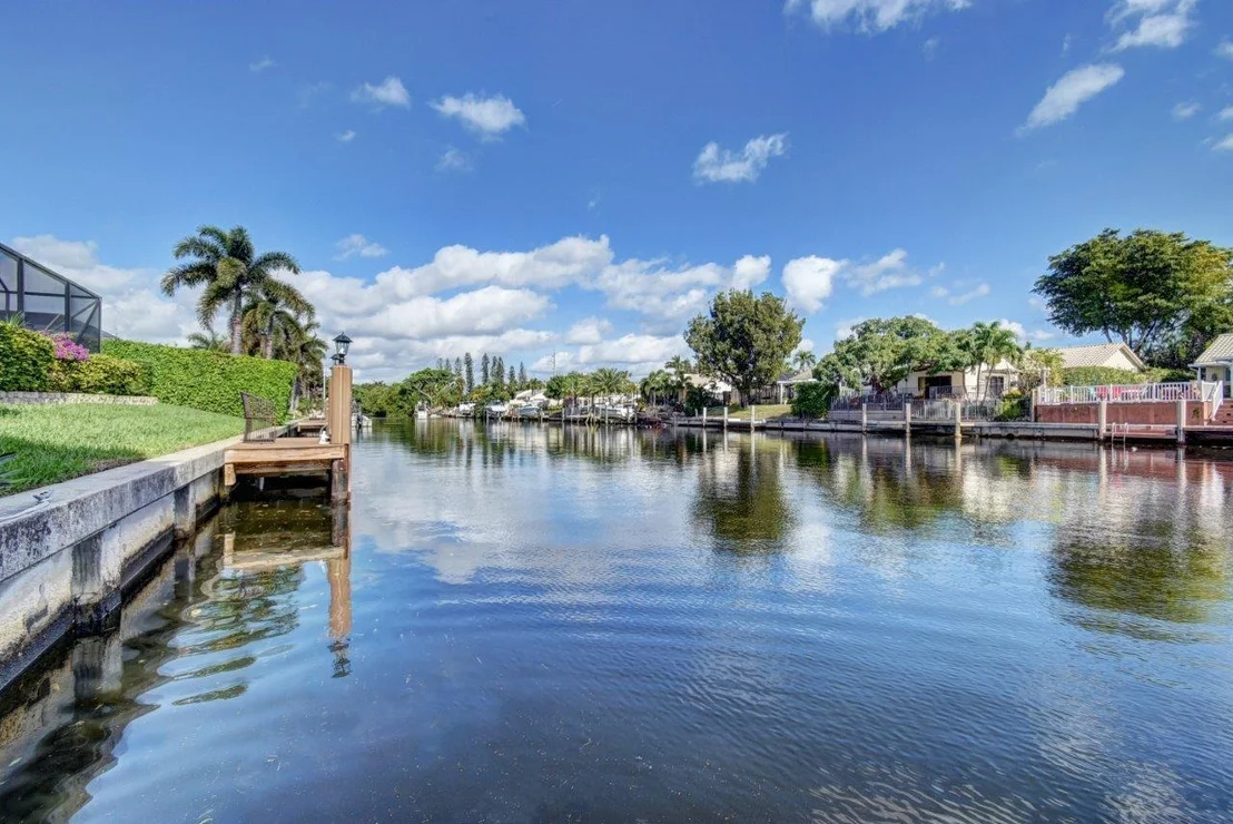 Photo of 998 Cypress Way