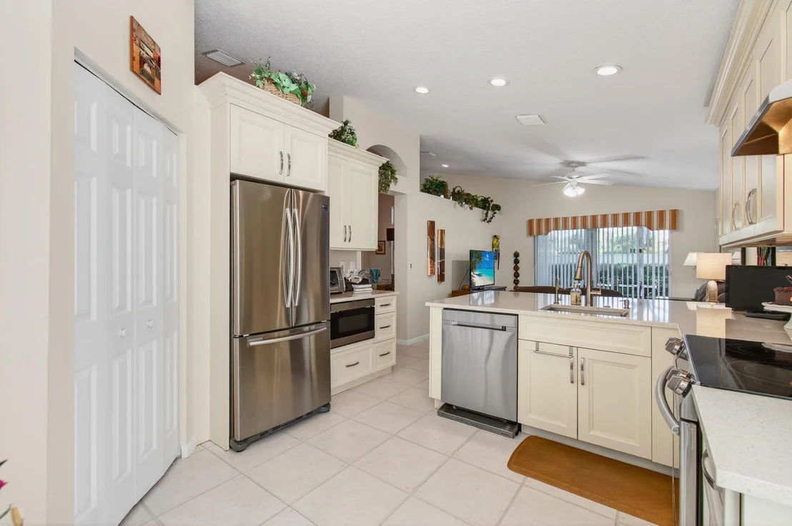 Photo of 6435 Tiara Drive