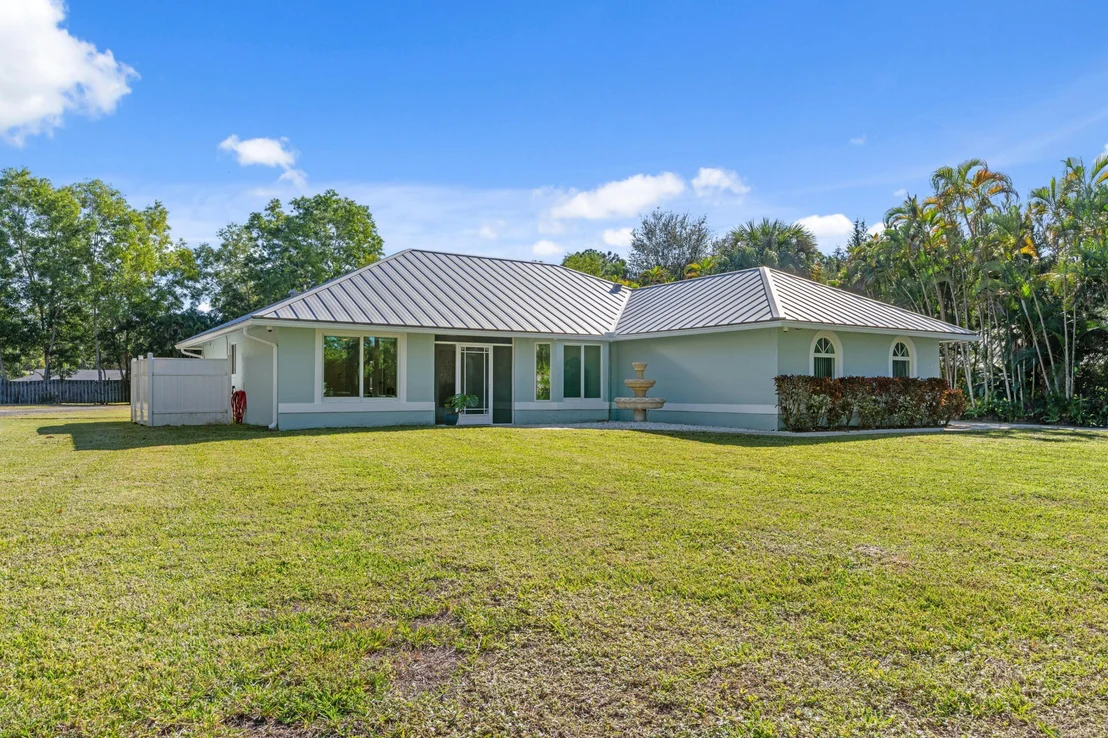 Photo of 17392 Mellen Lane