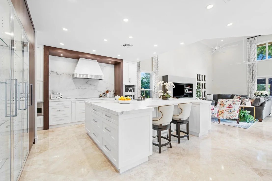 Photo of 3378 Bradenham Lane