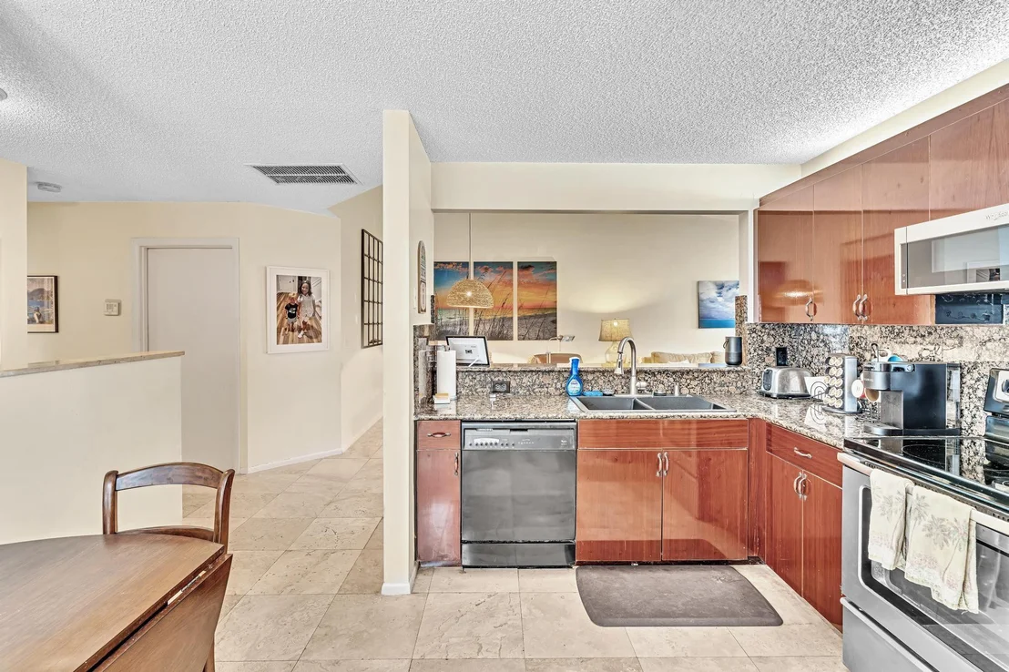 Photo of Unit 1213 at 1213 NW 51st Way