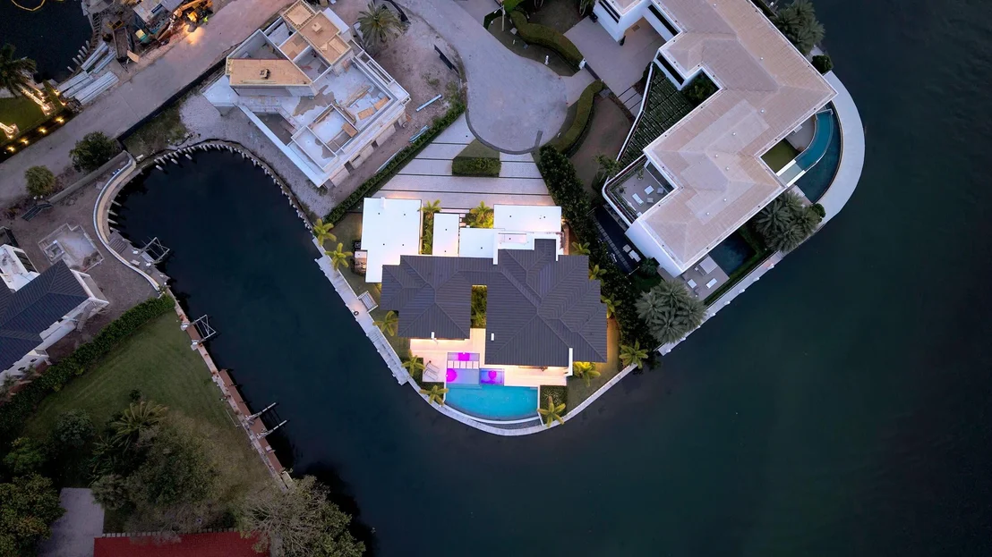 Photo of 829 Orchid Drive