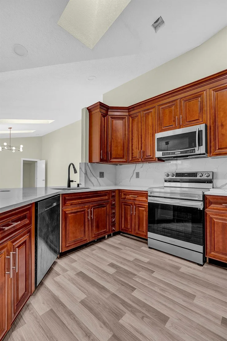 Photo of 1656 Grantham Drive
