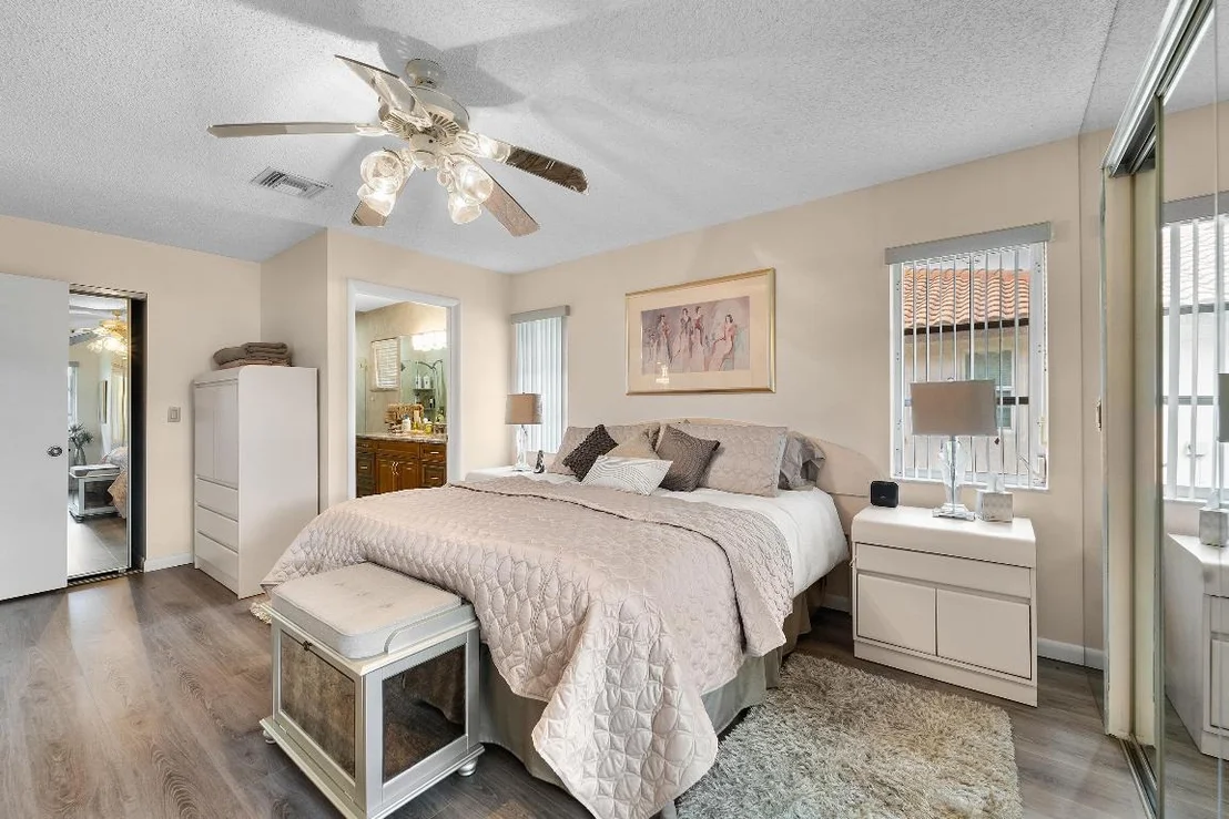 Photo of 6339 Mill Pointe Circle
