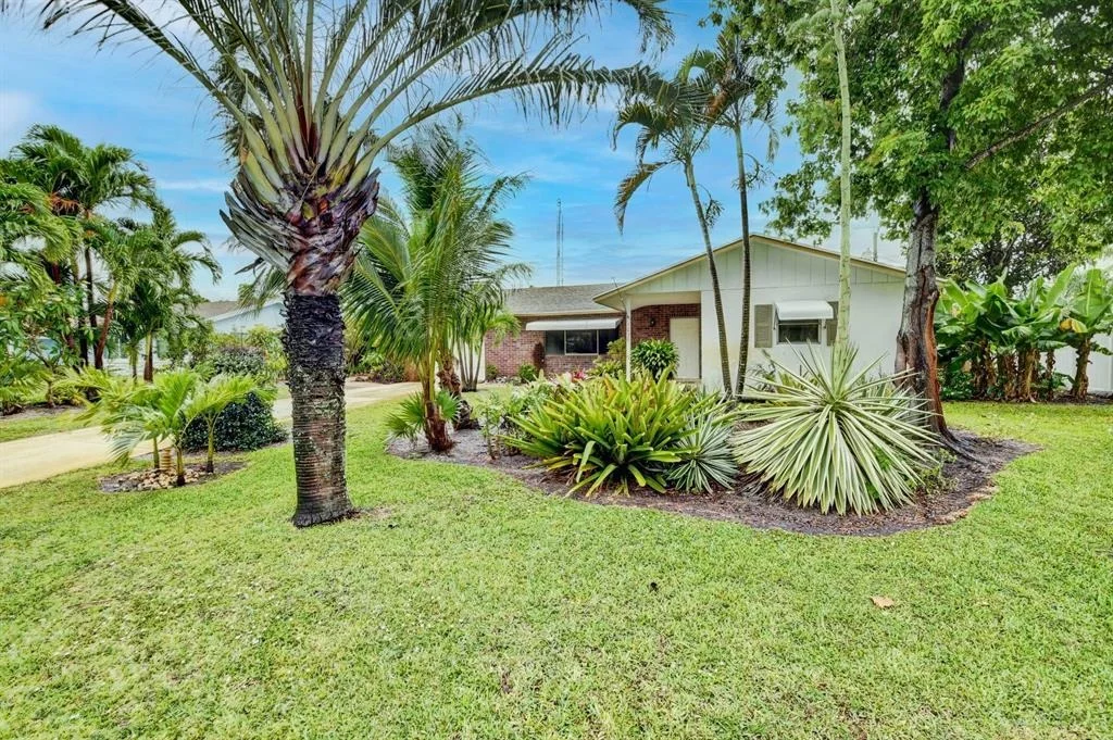 Photo of 1036 Coral Drive