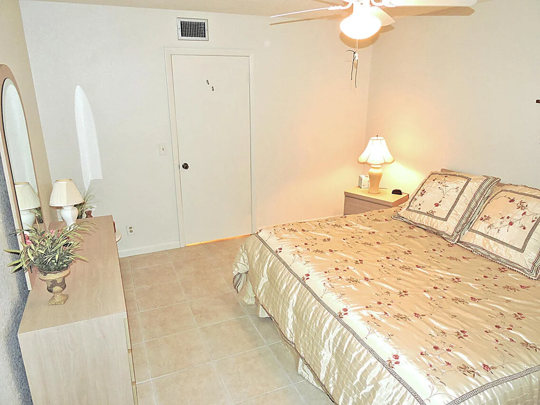 Photo of Unit D1 at 341 Pine Ridge Circle