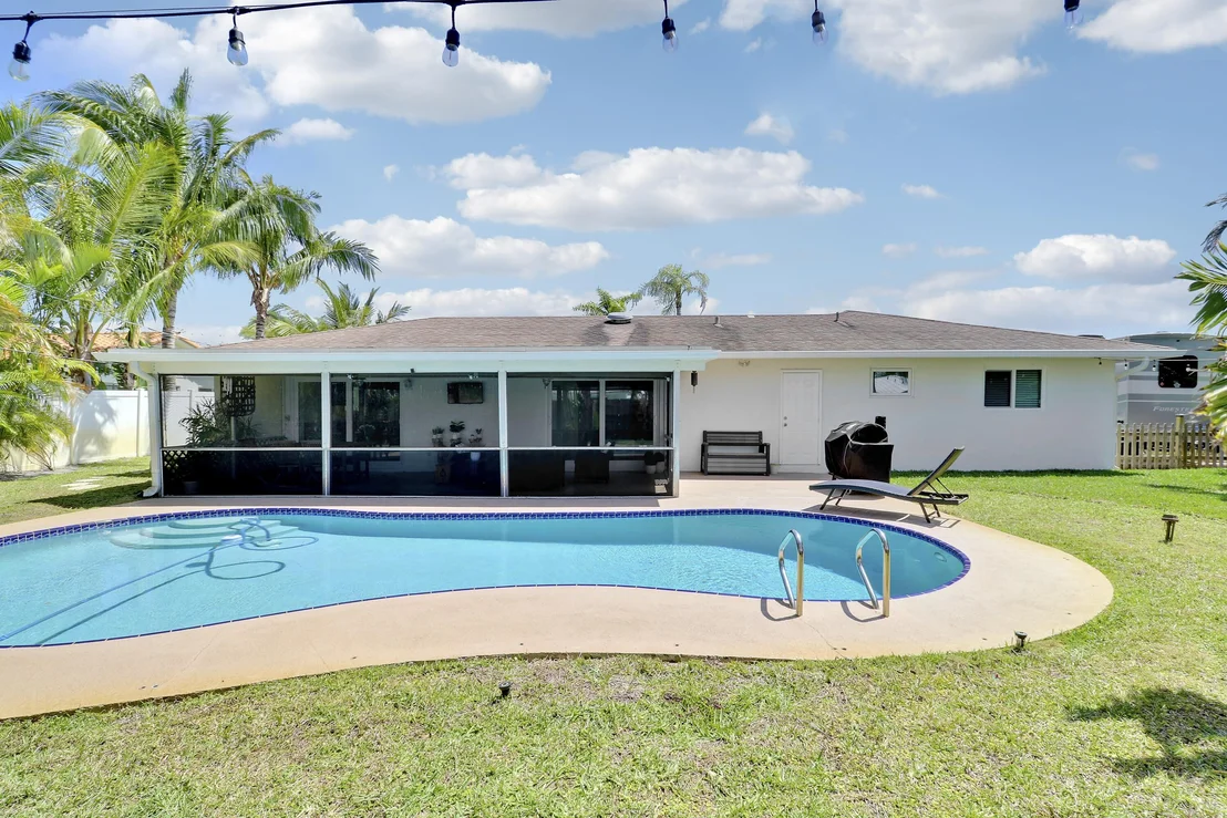Photo of 19339 W Indies Lane