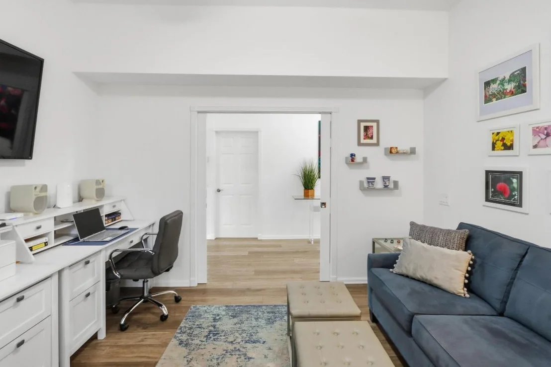 Photo of 8752 Palm River Drive