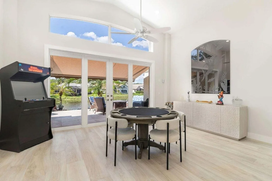 Photo of 3914 Outlook Court
